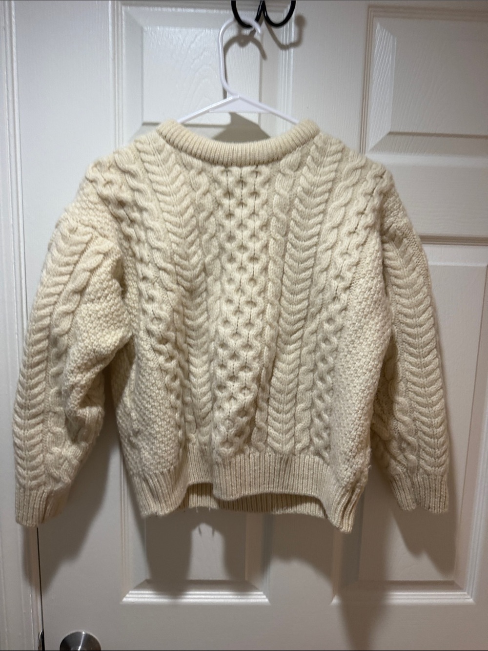 Vintage L.L.Bean Irish Fisherman Sweater Women’s M 100% Wool Cable Knit Cream